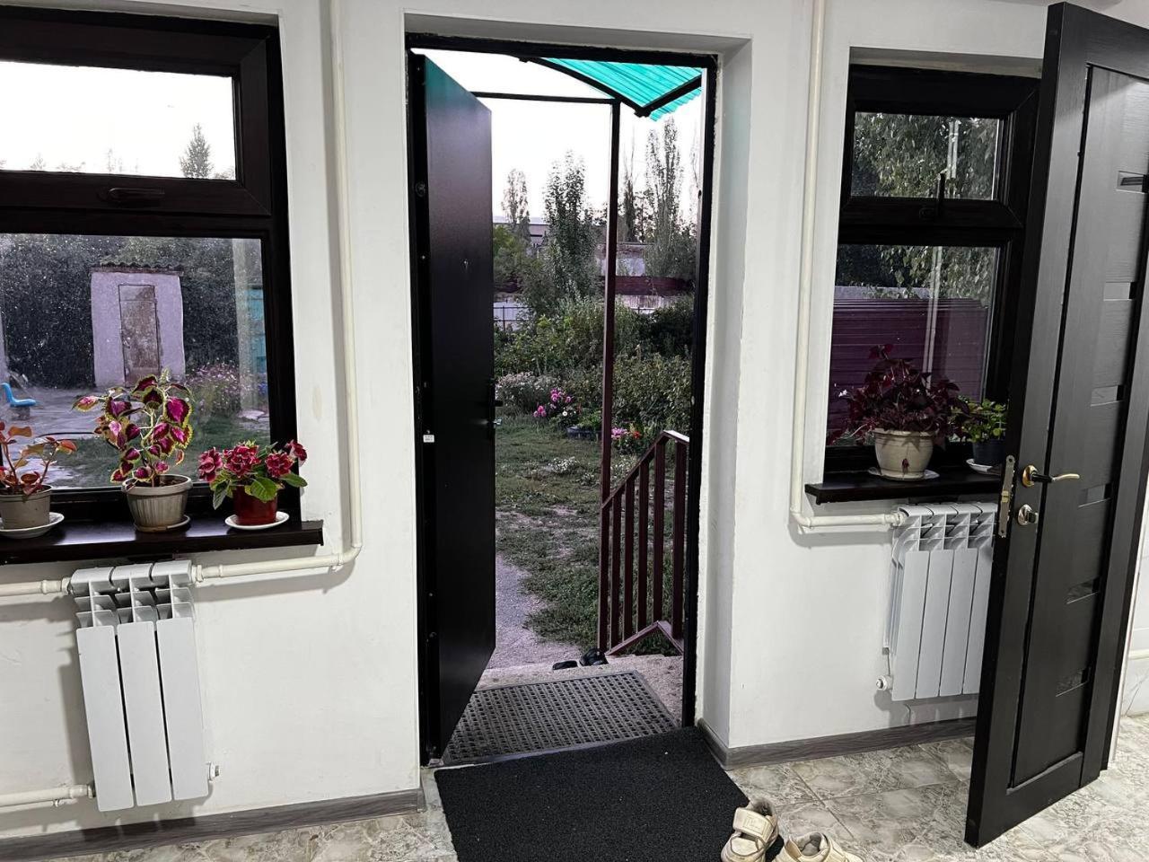 Bulak Hotell Karakol Exteriör bild