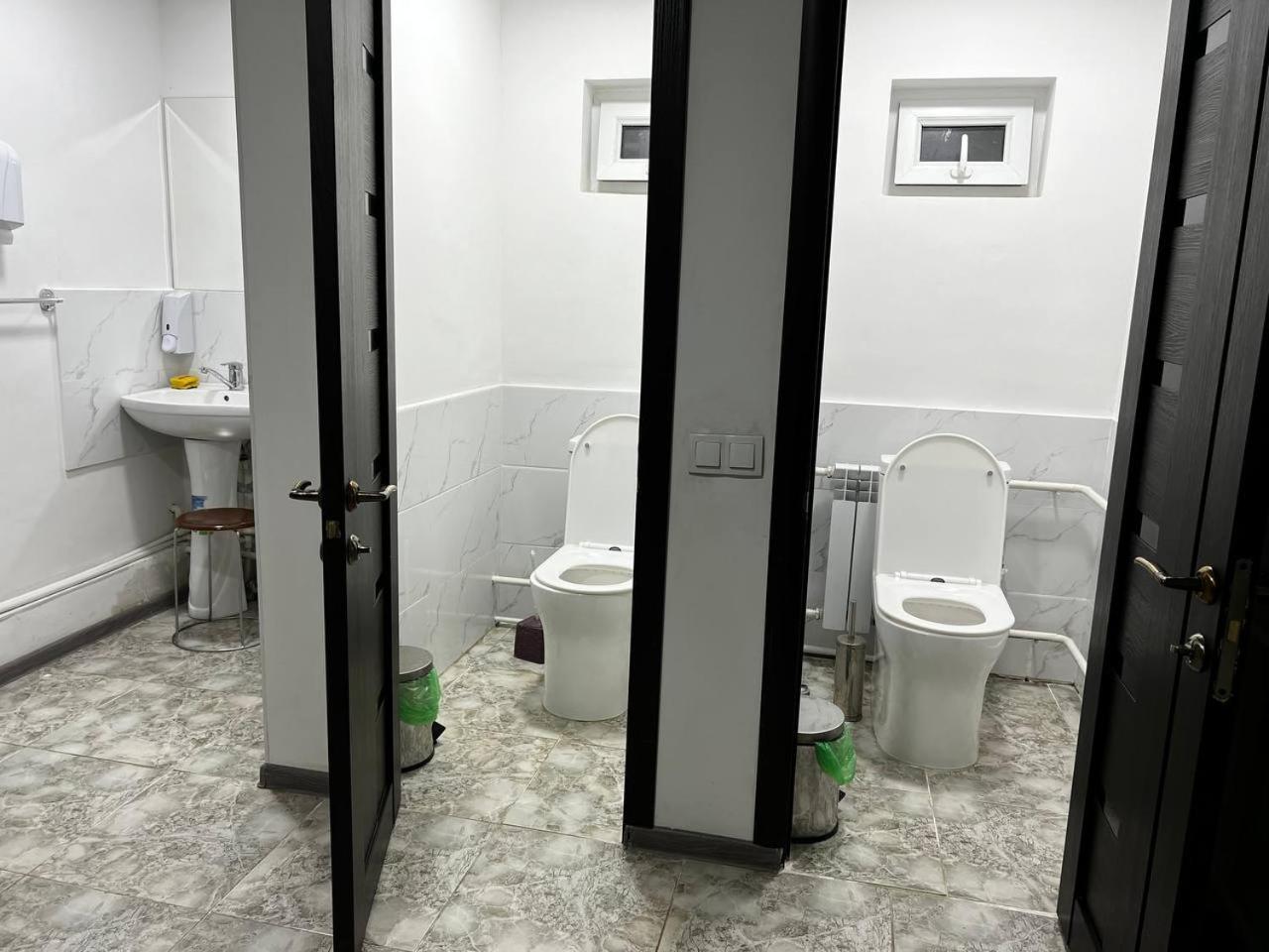Bulak Hotell Karakol Exteriör bild